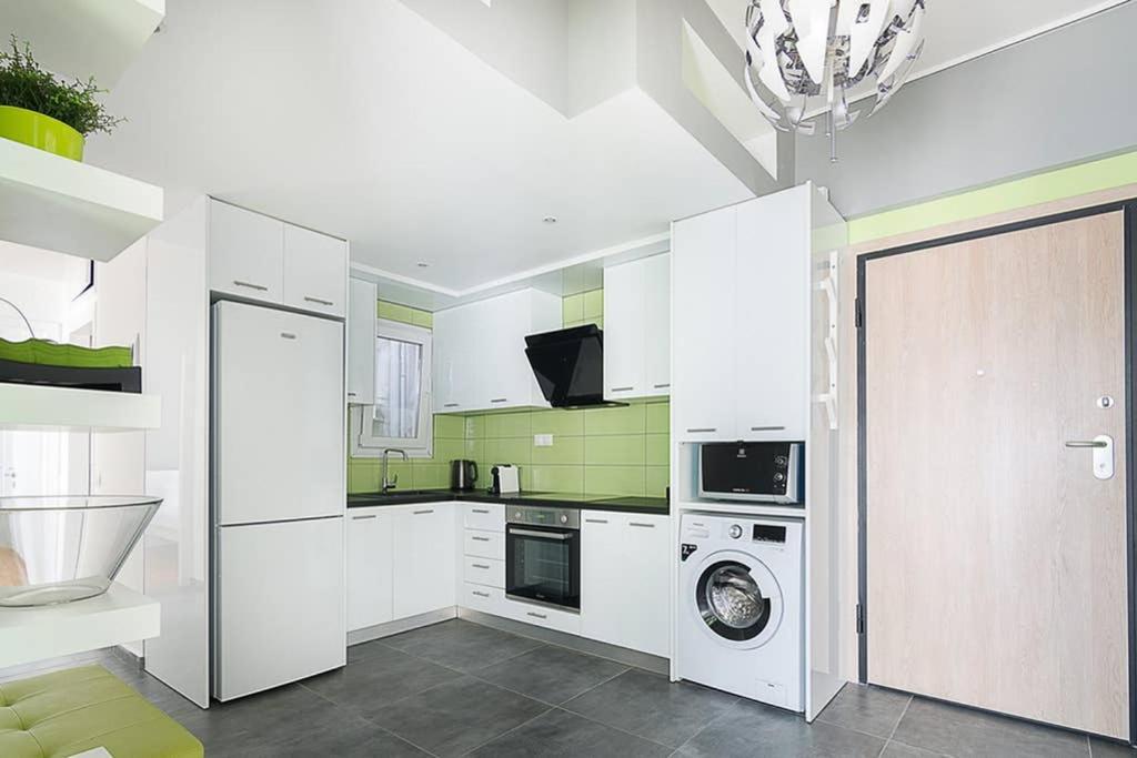 Brand New Stylish 2 Bedroom Apartment Athén Kültér fotó